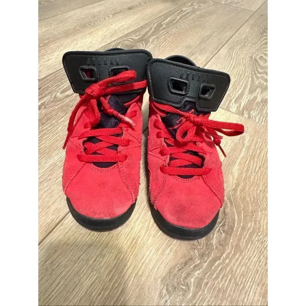 Nike Kids Size 10.5C Air Jordan 6 Retro Toro Bravo Sneakers Varsity Red Suede